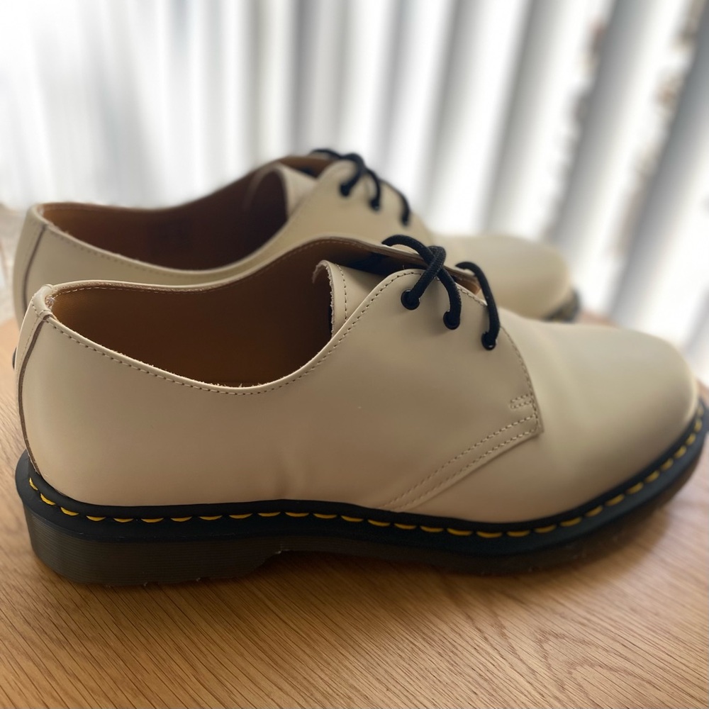 DR. MARTENS AirWair 1461 Off White Oxford Shoes Smooth Leather - Size 12